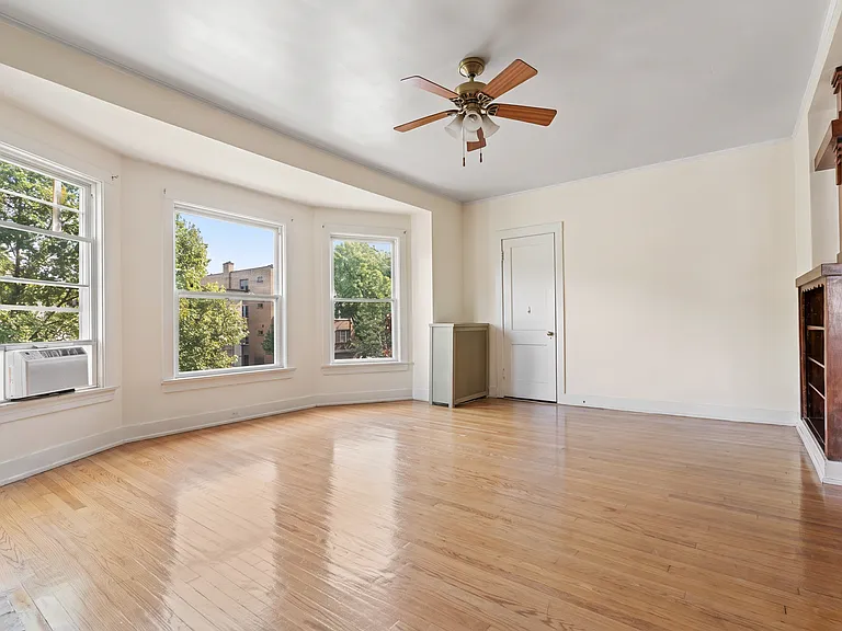 309 Chicago Ave #2 — Photo 5