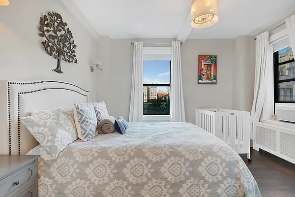 Rented by Compass | media 4