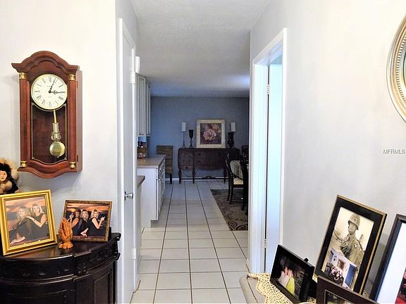 3rd image of 1610 S Bougainvillea Way