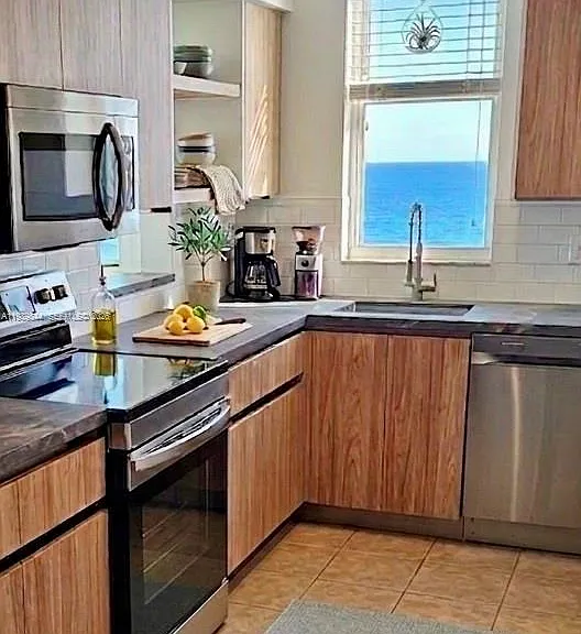 770 Claughton Island Dr #1216 — Photo 3