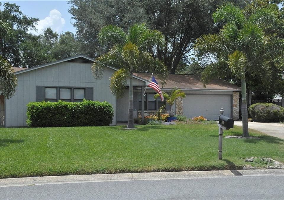 1st image of 246 Cambridge Dr