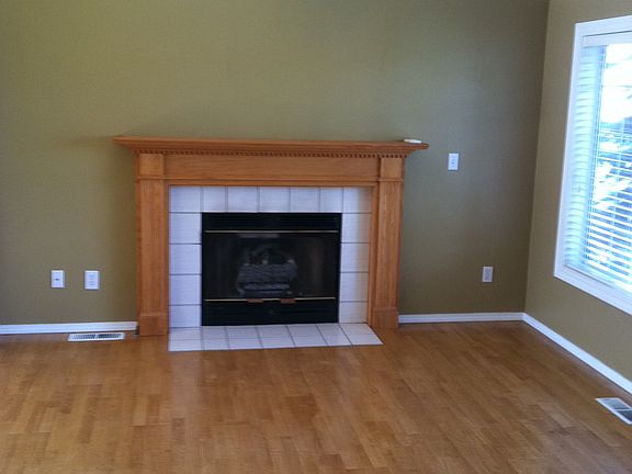 3rd image of 8926 15th Pl NE