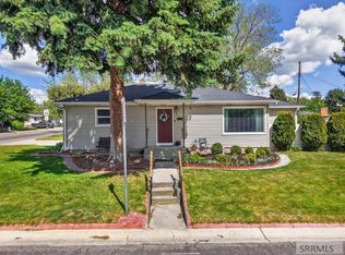 6 Stanford Ave, Pocatello, ID 83201
