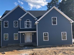 33 Bonna St, Beacon Falls, CT 06403