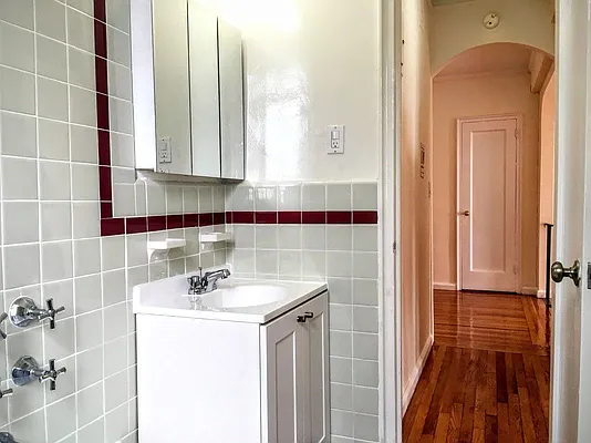 Rented by Ian Alexander Realty Group LLC | media 3