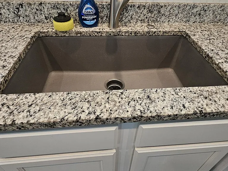Kitchen sink.