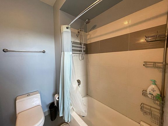 3rd image of 380 14th St APT 505