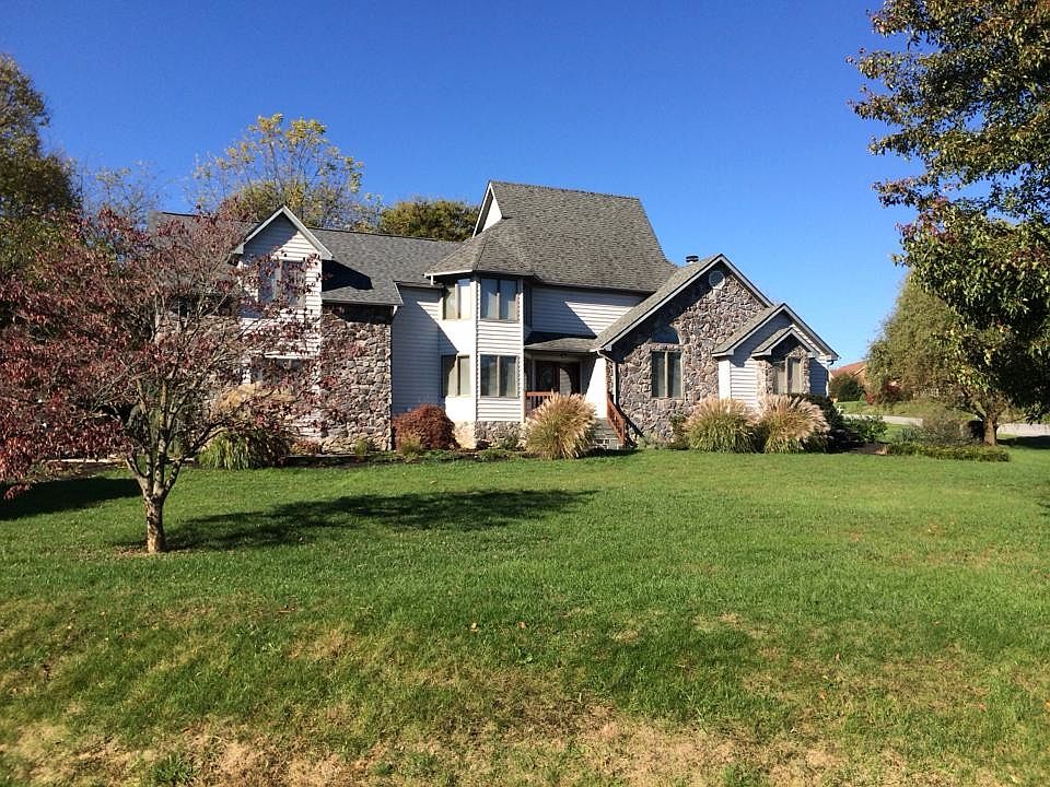 2nd image of 11040 Parkwood Dr