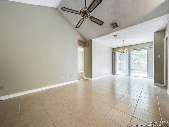 4th image of 4606 Fringetree Woods St