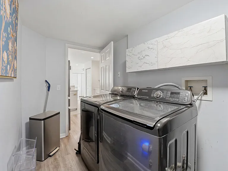 1117 Hawthorne Ln #1117 — Photo 30