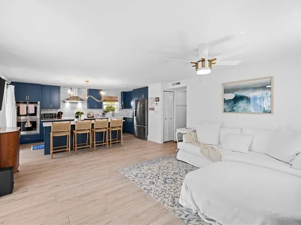 1549 SANDPIPER ST #39, NAPLES, FL 34102