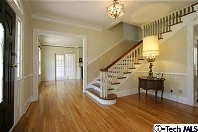 2nd image of 1455 Oakdale St