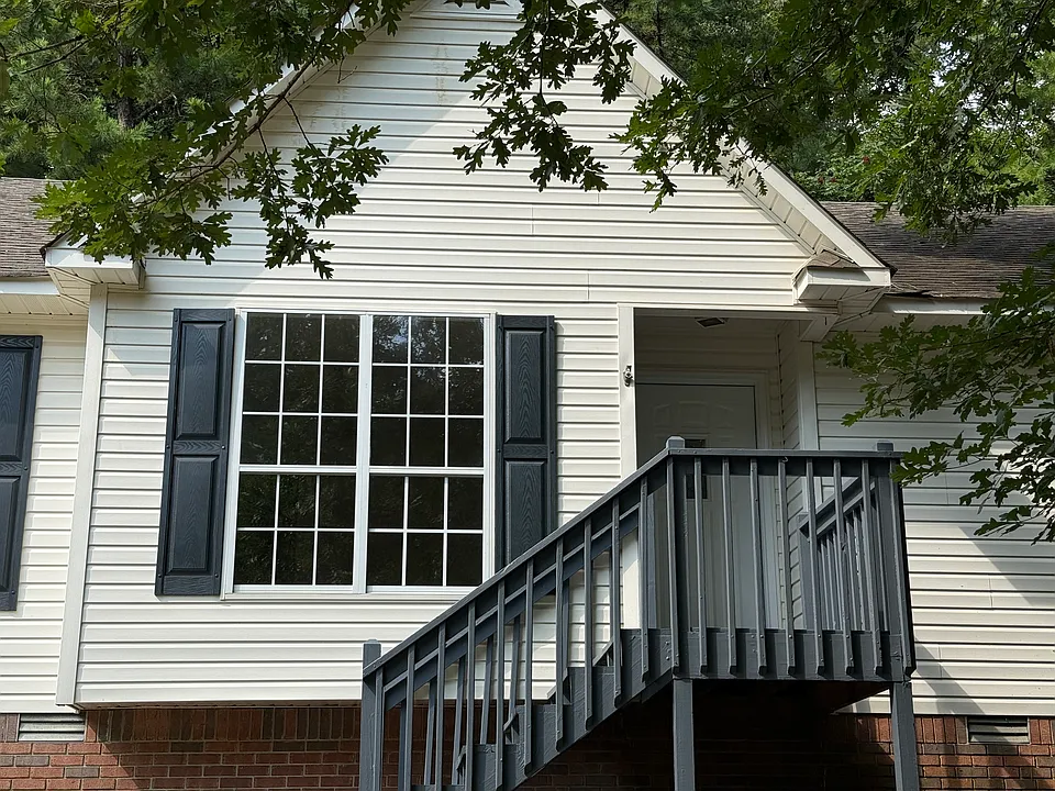 1555 Johns Rd