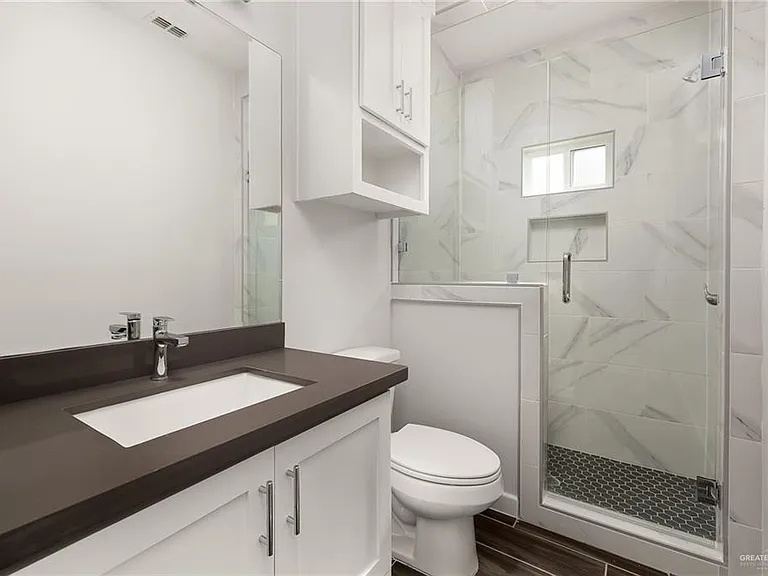 1322 Beverly Ave #3 — Photo 6
