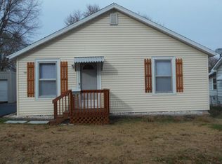 1957 E Walnut St, Springfield, MO 65802