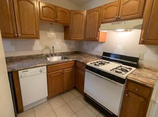 1353 Commonwealth Ave #B6FFE02FD, Allston, MA 02134