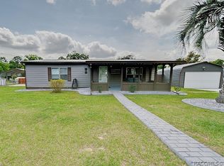 8070 E Garner Ln, Floral City, FL 34436