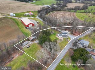 347 Stricklers School Rd, York, PA 17406