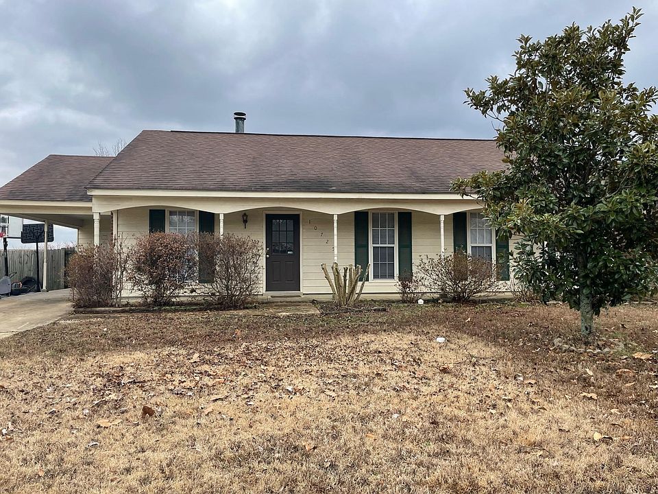 1st image of 10725 Oak Leaf Dr