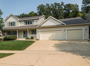 1101 Rocky Creek Dr NE, Rochester, MN 55906
