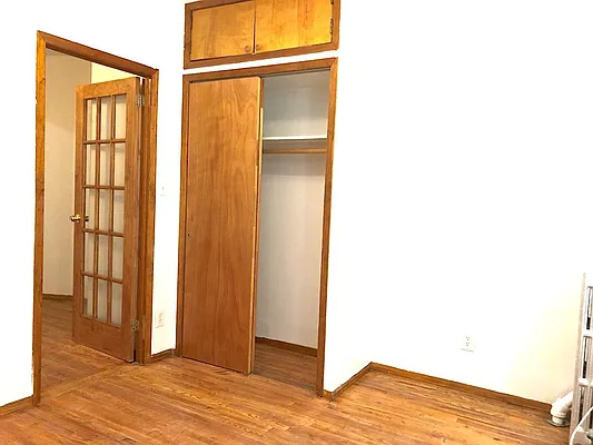 Rented by Warren T Real Estate Corp. | media 43