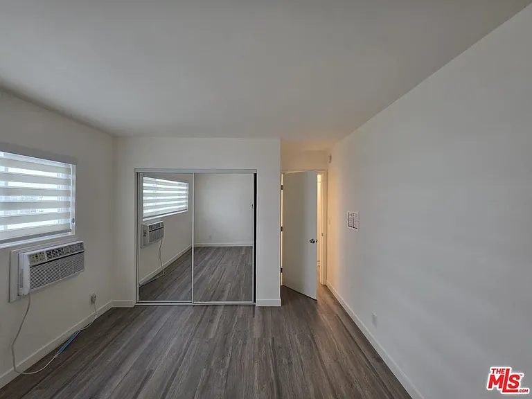 1433 Brockton Ave #4 — Photo 30