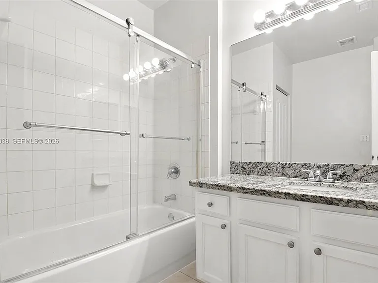 6001 SW 70th St #108 — Photo 7
