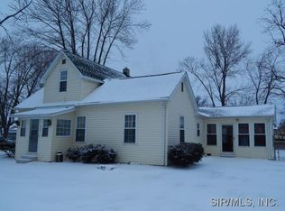 313 W Elm St, Baldwin, IL 62217