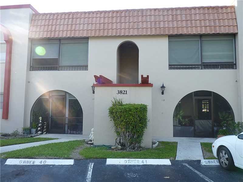 1st image of 3821 NW 84th Ave APT 2D