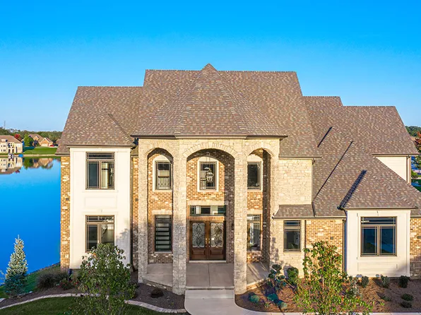 The Alexis Plan, Doubletree Lake Estates East