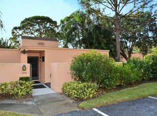 5233 Myrtle Wood #17, Sarasota, FL 34235
