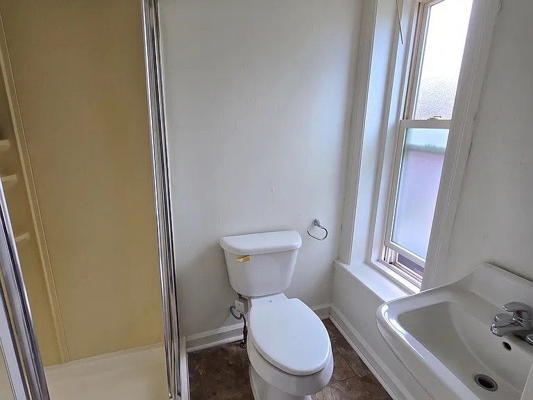 405 Trinity Pl #3B — Photo 3