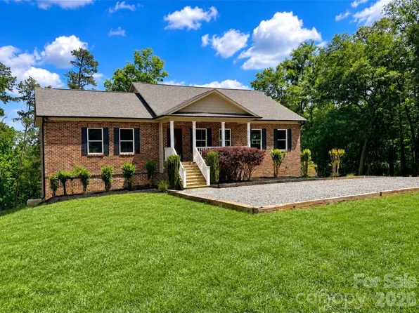 6151 Settlers Trl, Stanfield, NC 28163