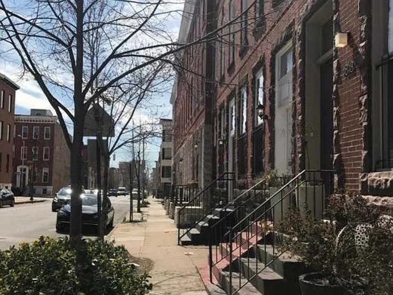 1816 N Calvert St #1 — Photo 4