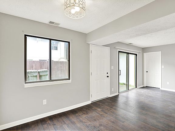 4th image of 8545 La Corrida Ct