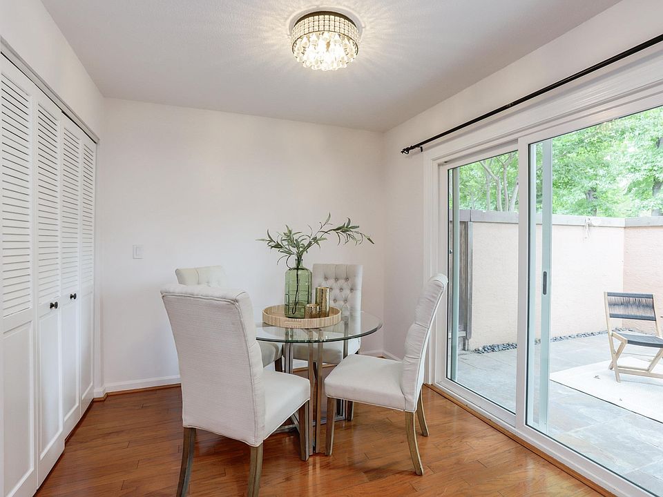 1st image of 4428 Del Valle Pkwy #4428