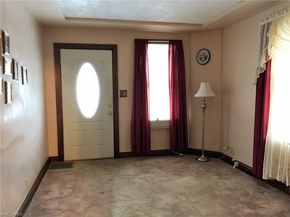 5th image of 670 Cooper Ave