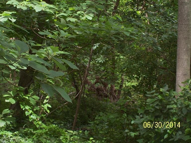 1st image of 14365 Pinewood Dr