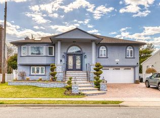 773 Daniel St, Valley Stream, NY 11581