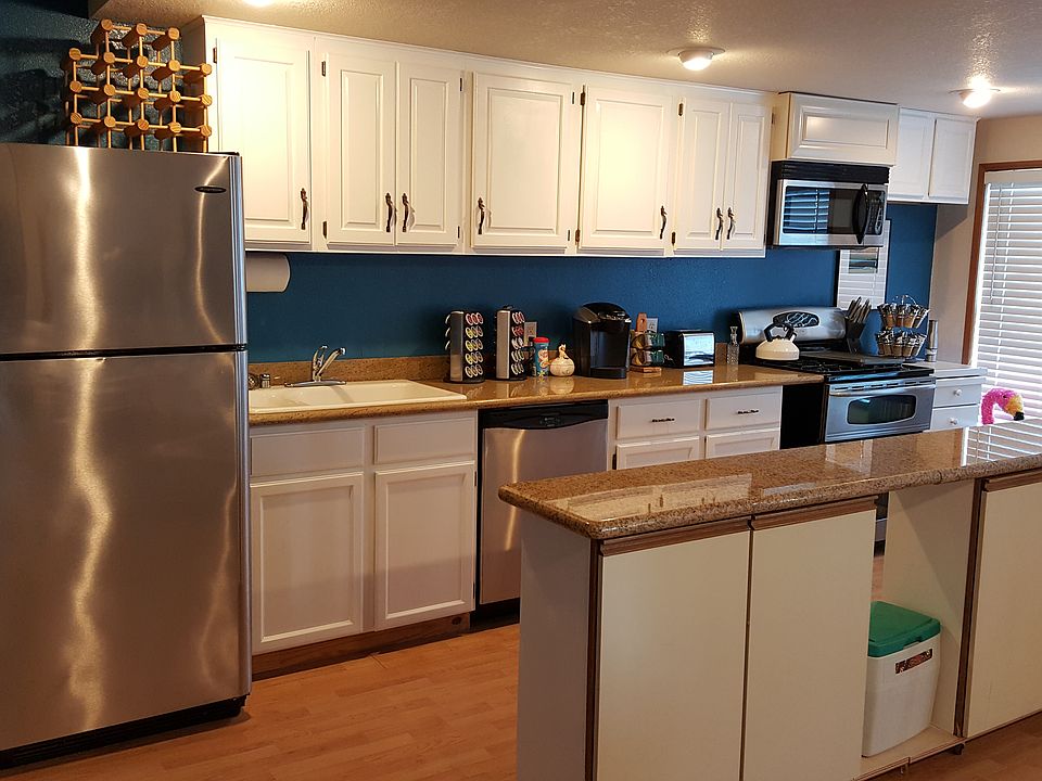 1st image of 4008 NE Ellen Ln