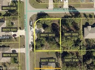 5327 Bywood St, Lehigh Acres, FL 33971