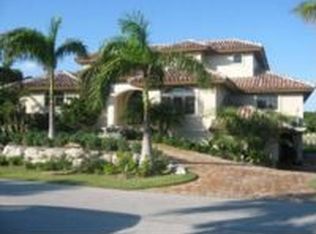 3 Harbor Ln, Key Largo, FL 33037