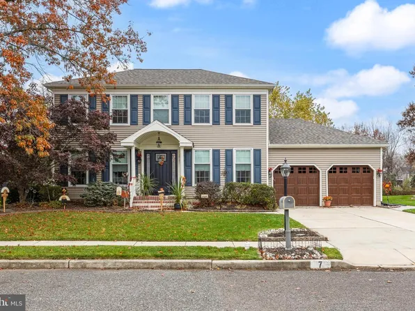 7 Abbotsford Dr, Marlton, NJ 08053