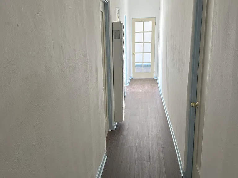 6138 1/2 Saturn St — Photo 20