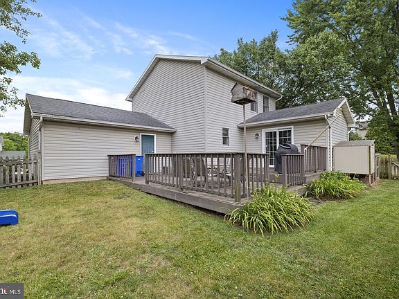 5th image of 2904 Village Square Dr