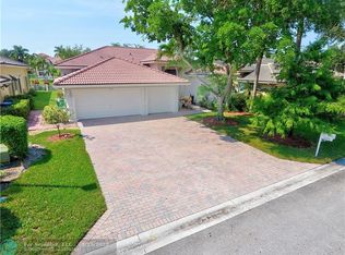 12438 NW 50th Pl, Pompano Beach, FL 33076
