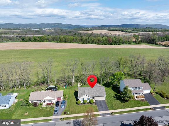 2nd image of 144 Steeplechase Dr