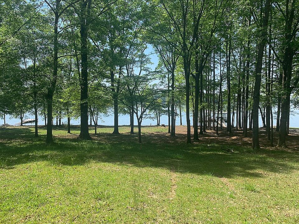 1st image of Tugaloo Heights Cir