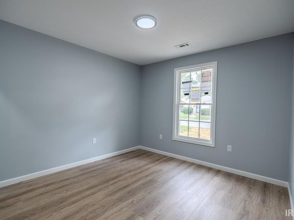 5th image of 3116 Lillie St