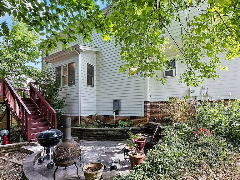 303 Cary Pines Dr — Photo 22